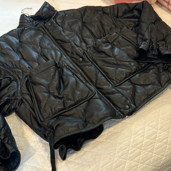 Zara faux leather bomber jacket - Picture 4 of 6